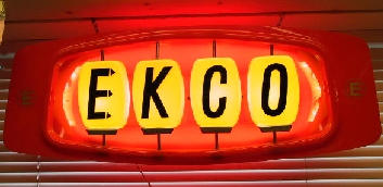 CLICK HERE FOR MORE EKCO RADIOS
